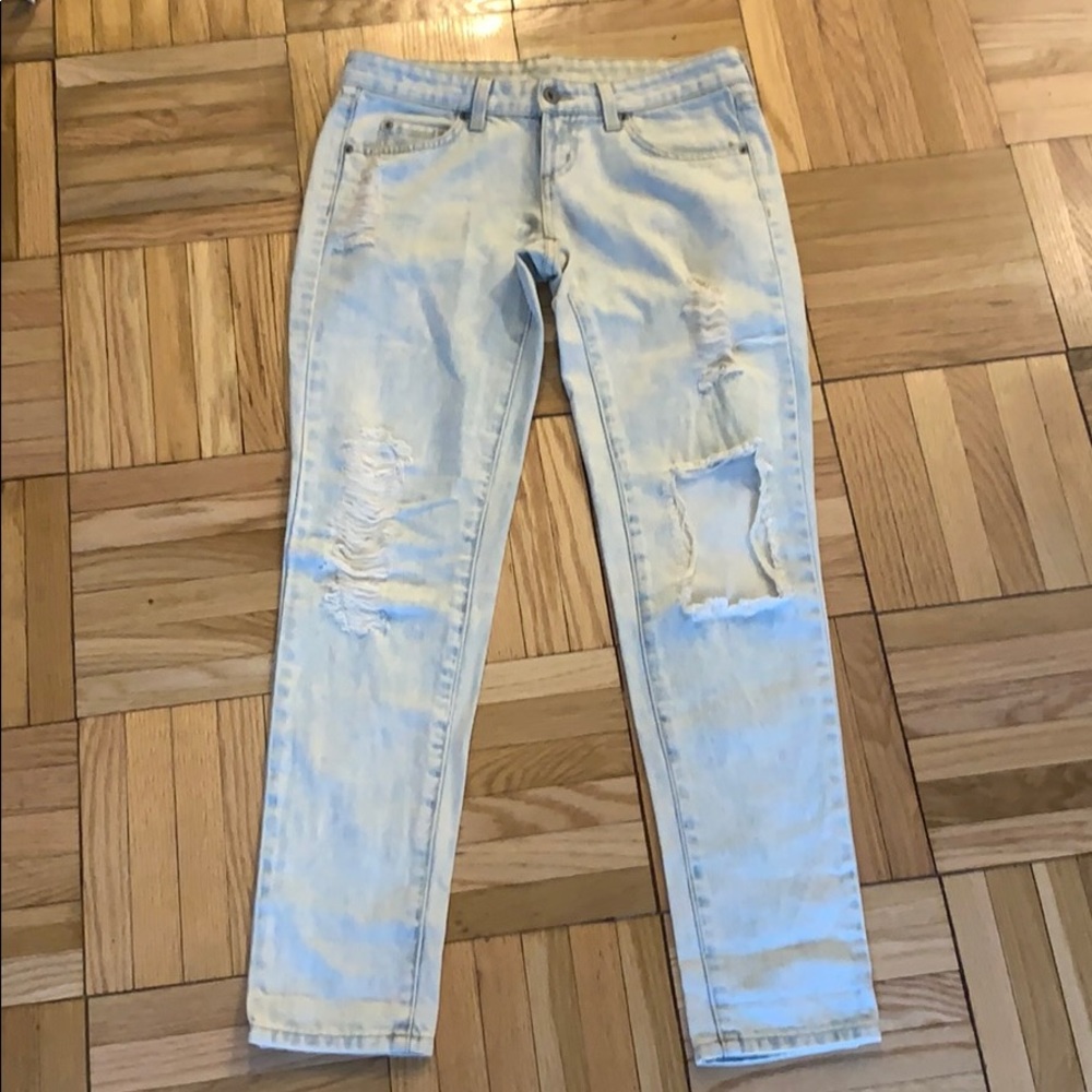 Carmar (from LF) Light Wash Boyfriend Jean Size 26